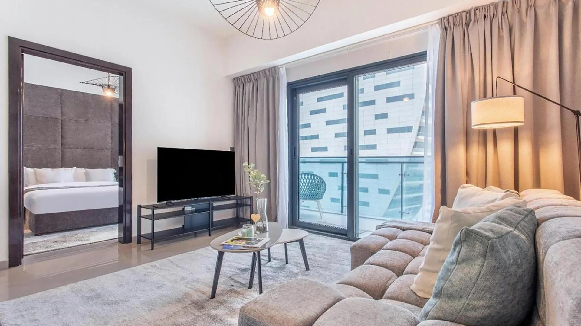 Bright & Beautiful 1-Bedroom Dubai
